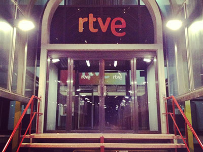 Entrando a los estudios de RTVE en Sant Cugat para empezar a grabar